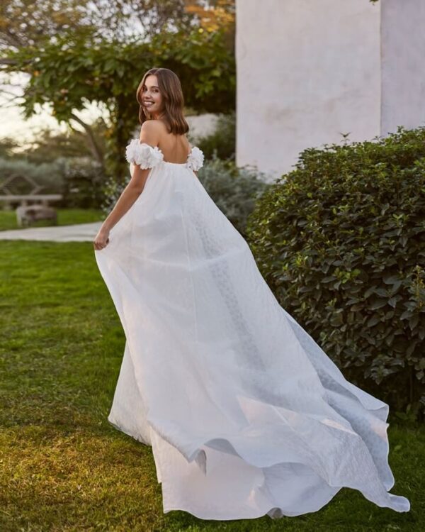 Malú Novias 482 - Imagen 2